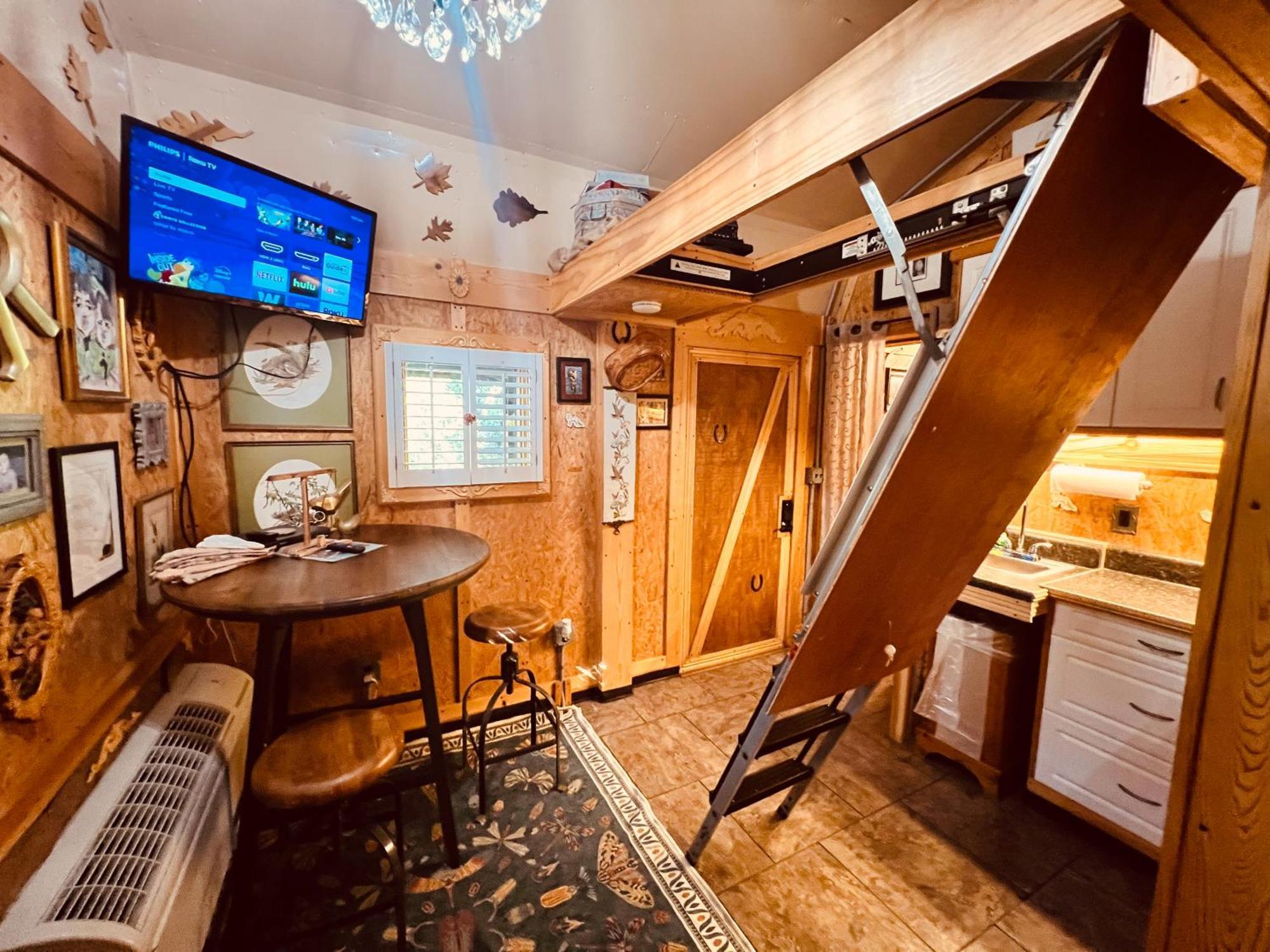 Villa Tiny House, Wifi,Hot Tub,Secluded Cosby Exterior foto